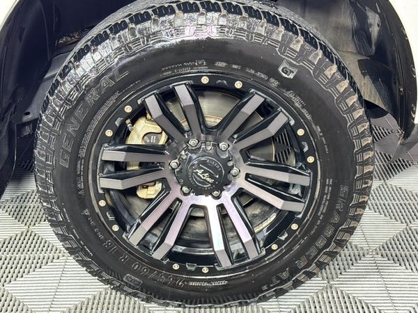 2023-Ford-Everest-30D-V6-Platinum-AWD-Auto image:5