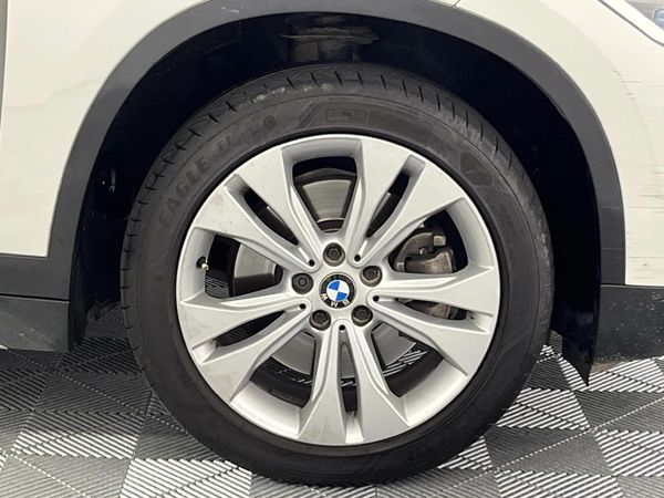 2017-BMW-X1-sDrive20d image:5