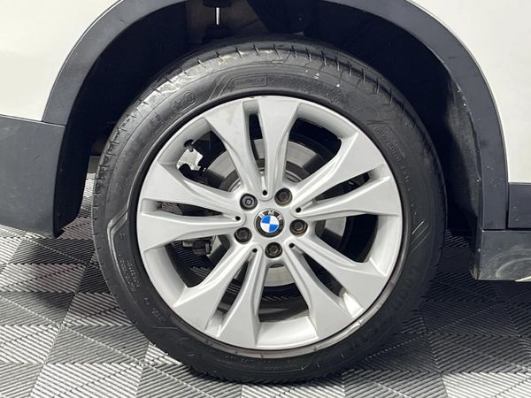 2017-BMW-X1-sDrive20d image:7
