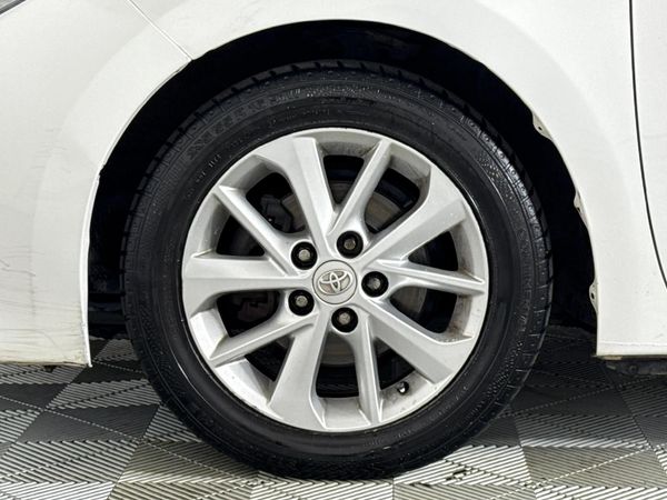 2016-Toyota-Corolla-18-High-Auto image:4