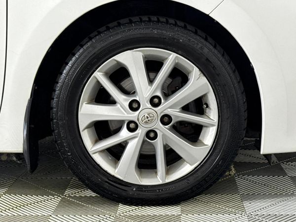 2016-Toyota-Corolla-18-High-Auto image:5