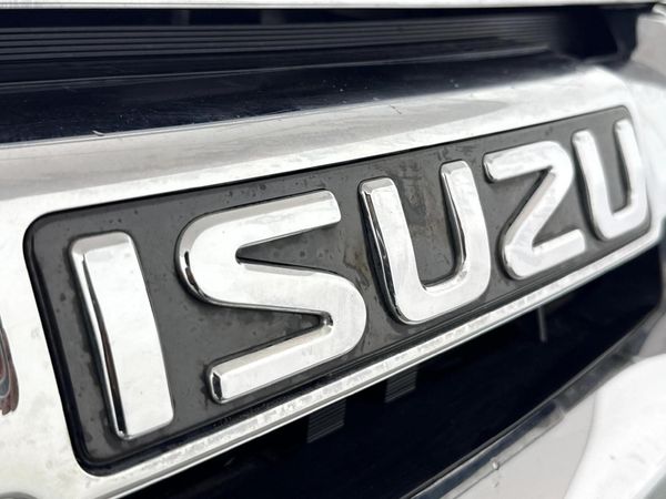 2016-Isuzu-KB-300-D-Teq-LX-Auto-Double-Cab image:11