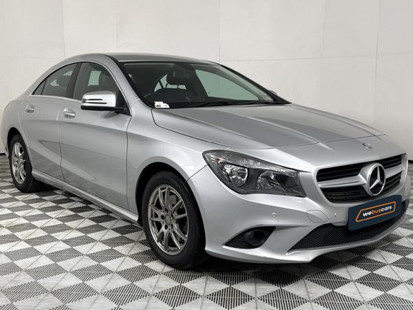2014-Mercedes-Benz-CLA-200-Auto image:15