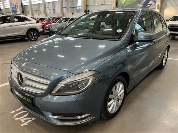 2013-Mercedes-Benz-B-Class-B-200-BE-Auto image:6