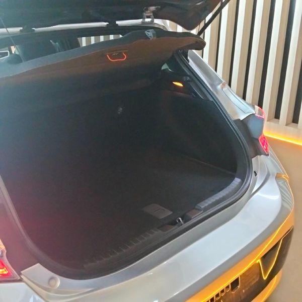 2019-Toyota-Corolla-12T-XS-5-dr image:14