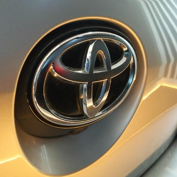 2019-Toyota-Corolla-12T-XS-5-dr image:20
