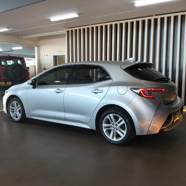 2019-Toyota-Corolla-12T-XS-5-dr image:3