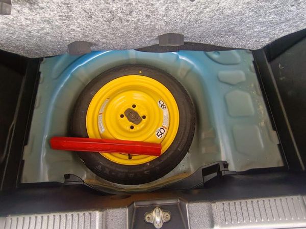 2025-Suzuki-Swift-12-GL-Auto image:9