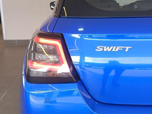 2025-Suzuki-Swift-12-GL-Auto image:12