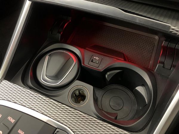 2021-BMW-3-Series-318i-M-Mzansi-Edition-Auto-g20 image:12