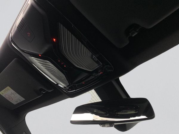 2021-BMW-3-Series-318i-M-Mzansi-Edition-Auto-g20 image:22