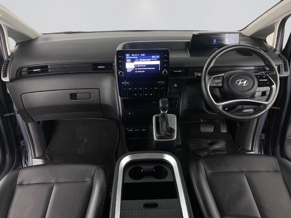2023-Hyundai-Staria-22d-Multicab-Auto-5-Seat image:9