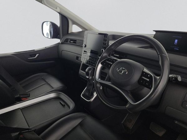2023-Hyundai-Staria-22d-Multicab-Auto-5-Seat image:2