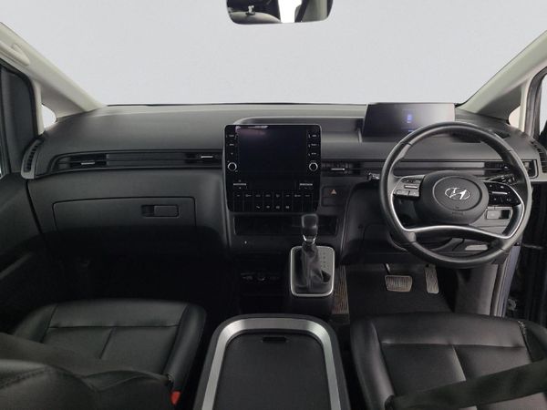 2023-Hyundai-Staria-22d-Multicab-Auto-5-Seat image:3