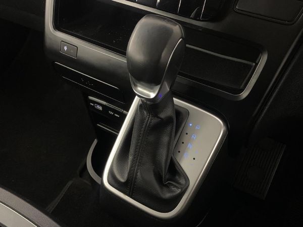 2023-Hyundai-Staria-22d-Multicab-Auto-5-Seat image:5