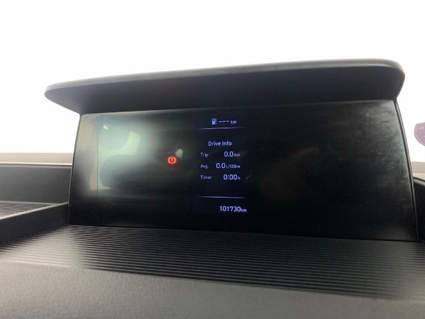2023-Hyundai-Staria-22d-Multicab-Auto-5-Seat image:8