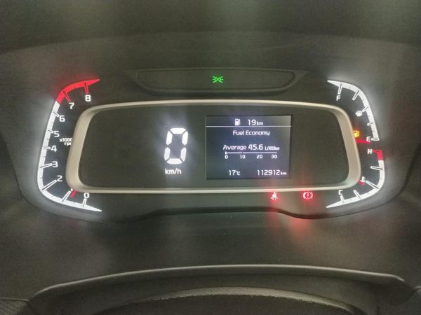 2022-Kia-Sonet-15-LX image:12