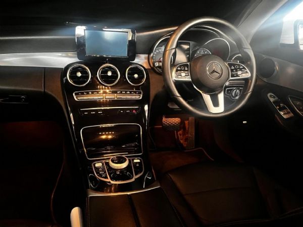 2021-Mercedes-Benz-C-Class-C-180-Auto image:10
