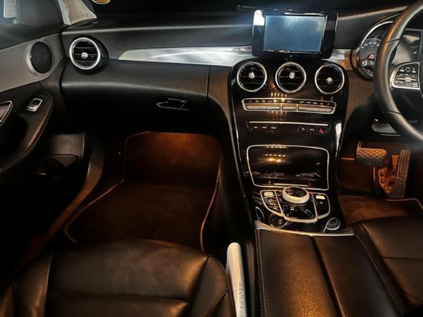 2021-Mercedes-Benz-C-Class-C-180-Auto image:5