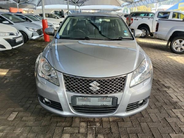 2013-Suzuki-Kizashi-24-SDLX-Auto image:1