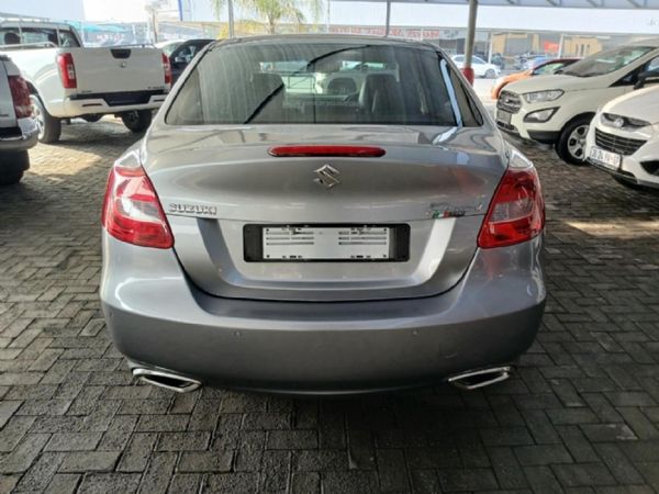 2013-Suzuki-Kizashi-24-SDLX-Auto image:3