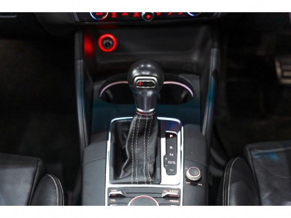 2015-Audi-S3-Sedan-quattro-Auto image:11