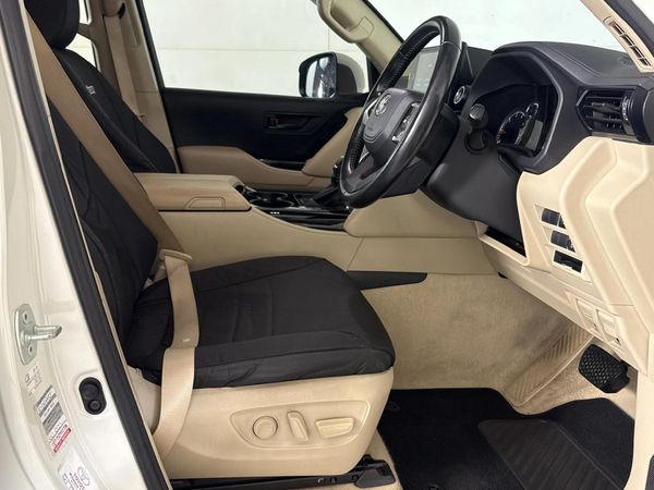 2022-Toyota-Land-Cruiser-300-V6-33-D-GX-R image:9