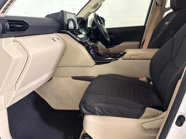 2022-Toyota-Land-Cruiser-300-V6-33-D-GX-R image:8