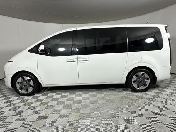 2022-Hyundai-Staria-22d-Elite-Auto image:17