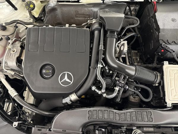 2021-Mercedes-Benz-A-Class-A-200-Sedan image:13