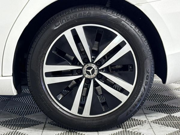 2021-Mercedes-Benz-A-Class-A-200-Sedan image:6