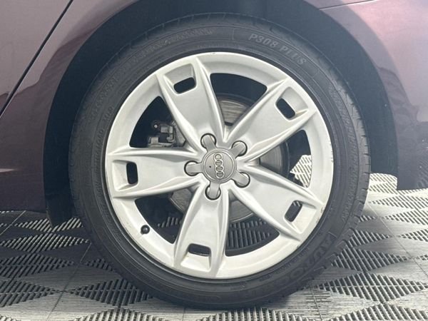 2013-Audi-A3-Sportback-14-TFSI-S image:6