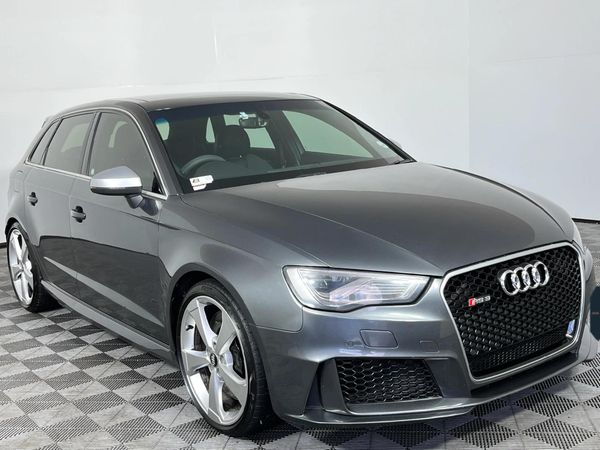2016-Audi-RS3-Sportback-quattro image:17