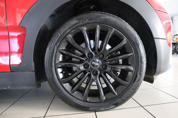2019-MINI-Clubman-Cooper-Auto image:25
