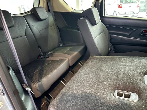 2026-Suzuki-Ertiga-15-GA image:18