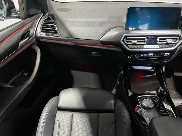 2025-BMW-X3-xDrive20d-M-Sport image:14