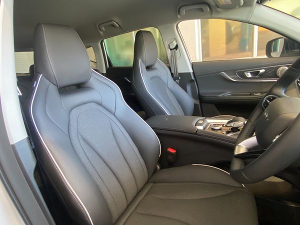 2025-Chery-Tiggo-7-Pro-Max-16T-Premium-Auto image:17