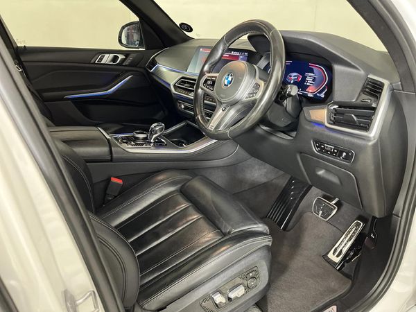 2019-BMW-X5-xDrive30d-M-Sport image:9