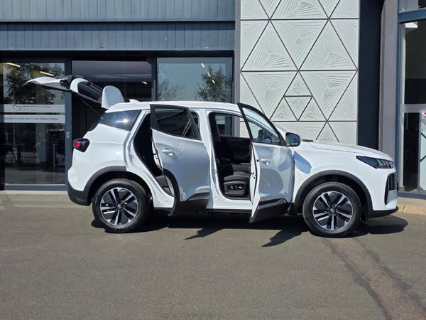 2026-Chery-Tiggo-Cross-15-HEV-Elite-DHT image:1