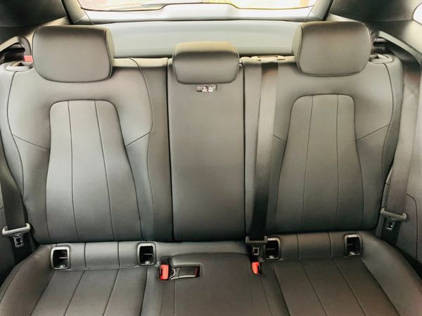 2023-Mercedes-Benz-GLA-200d-Progressive-Auto image:7