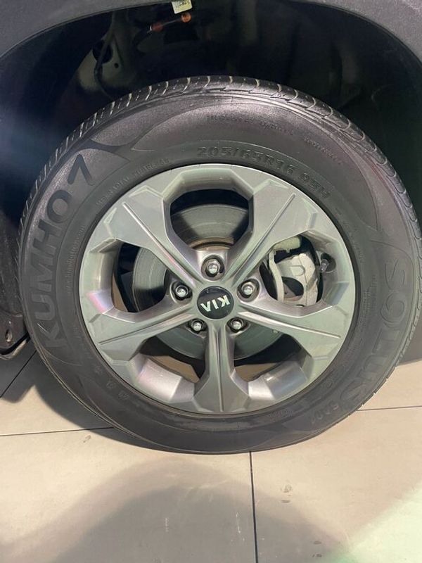 2020-Kia-Seltos-16-EX image:15