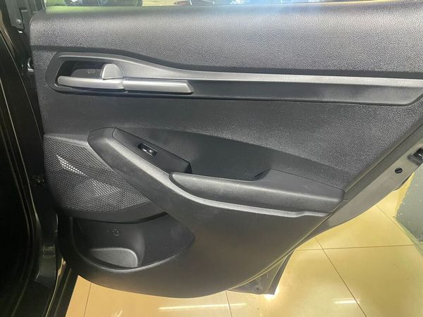 2020-Kia-Seltos-16-EX image:8