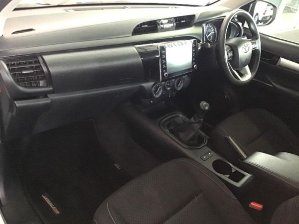 2022-Toyota-Hilux-24-GD-6-Raised-Body-Raider-Extended-Cab image:1