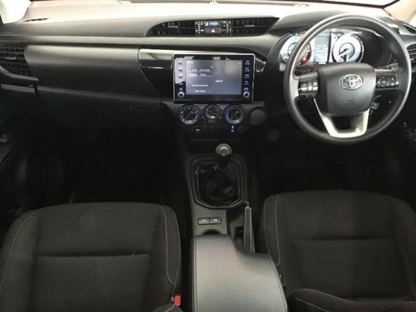 2022-Toyota-Hilux-24-GD-6-Raised-Body-Raider-Extended-Cab image:6