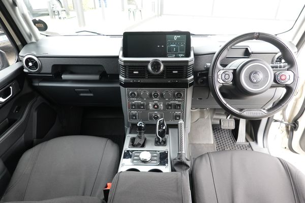 2024-Ineos-Grenadier-Black-Rhino-Edition-30TD image:20