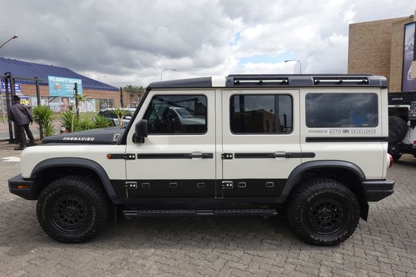 2024-Ineos-Grenadier-Black-Rhino-Edition-30TD image:5