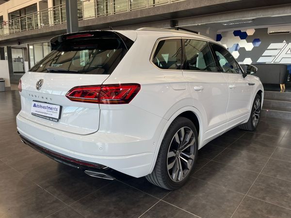 2020-Volkswagen-Touareg-30-TDI-V6-Executive image:3