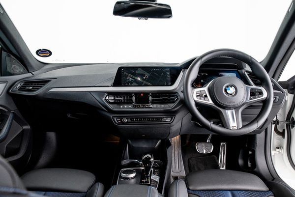 2022-BMW-2-Series-218i-Gran-Coupe-Mzansi-Edition-Auto image:13