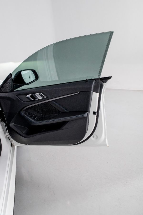 2022-BMW-2-Series-218i-Gran-Coupe-Mzansi-Edition-Auto image:7