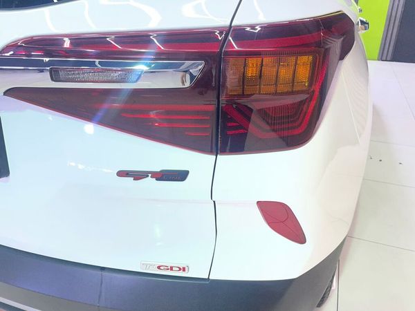 2021-Kia-Seltos-14T-GT-Line-Auto image:8